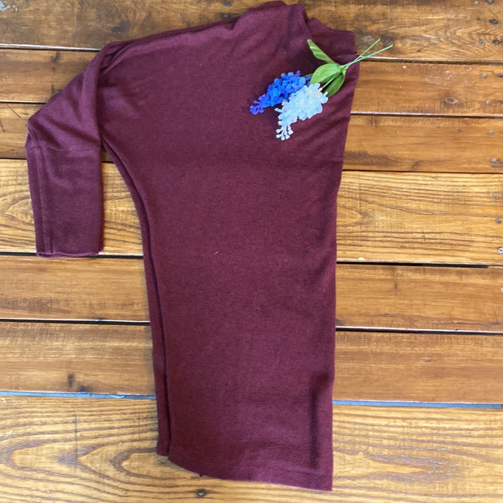 3/4 sleeve top - Picture 4 of 4